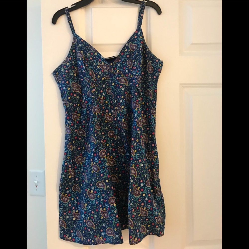 Super cute tunic top with pockets